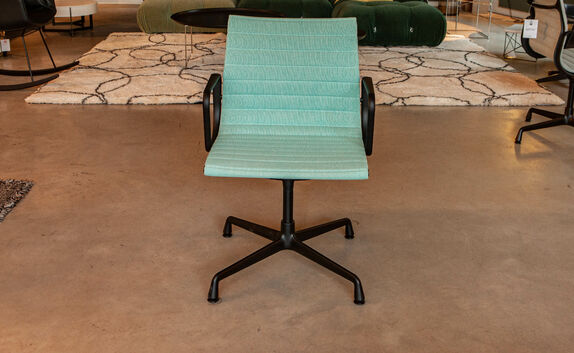 alu chair vitra aschaffenburg wohnhaus